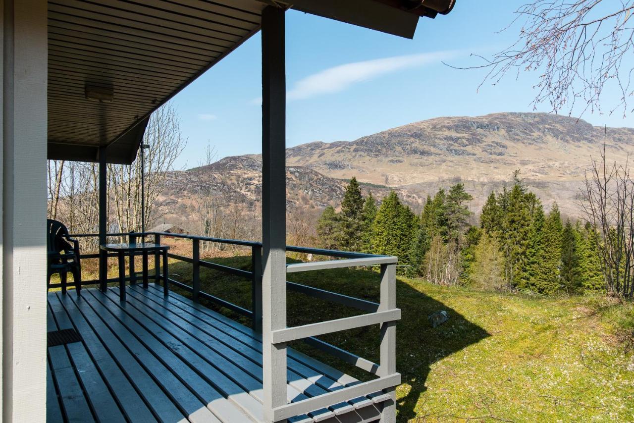 Eagle Chalet Crianlarich Exterior photo