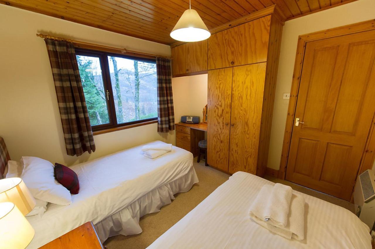 Eagle Chalet Crianlarich Exterior photo